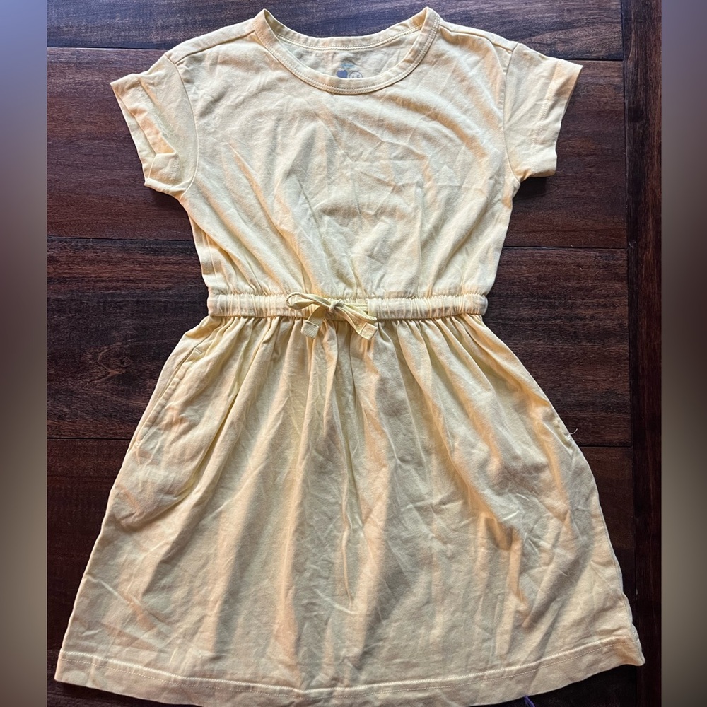 Primary Girls size 4-5 romper dress‎ light yellow with elastic drawstring waist